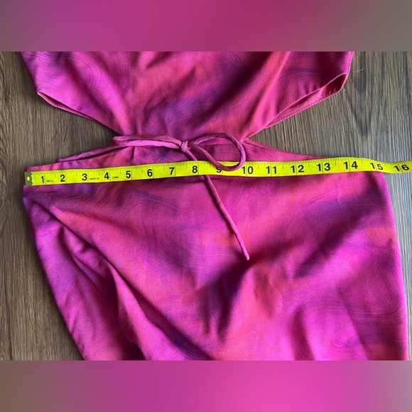 Rhode Chiara Dress Size 6 Lovers Lane Red Cutout Long Sleeve NWT Ruffle Hem - Picture 8 of 8